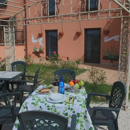 مزرعة للإقامة Holiday Riccio Pozzuolo